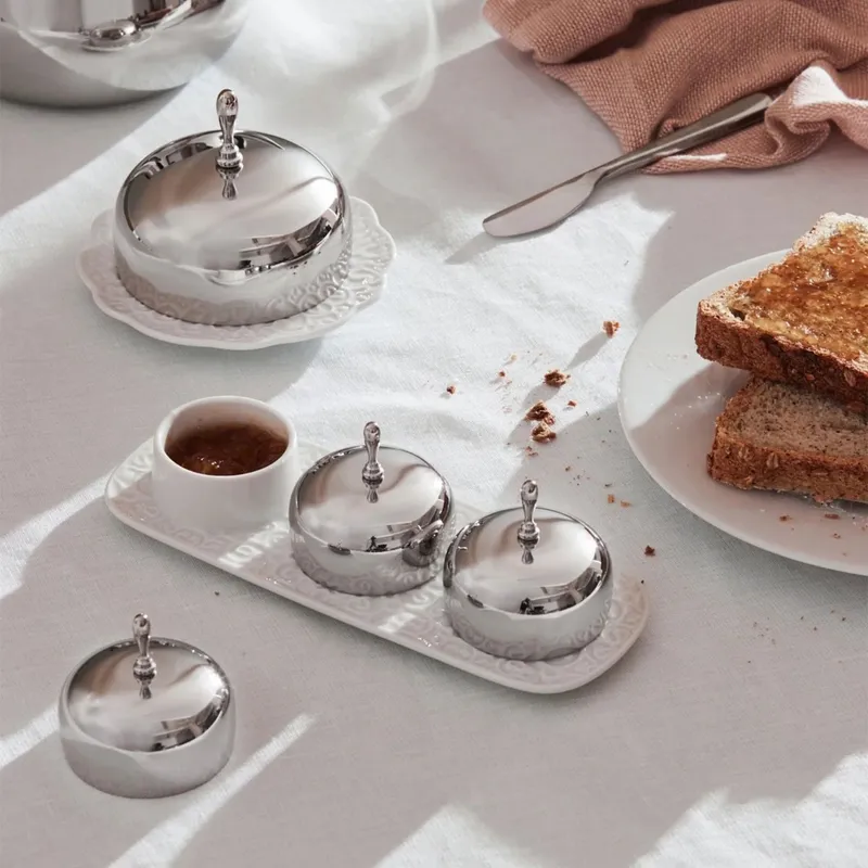 alessi-dressed-jam-tray-lifestyle